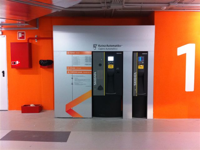 Parking Plaza Cataluna Telpark by Empark — Del propietario