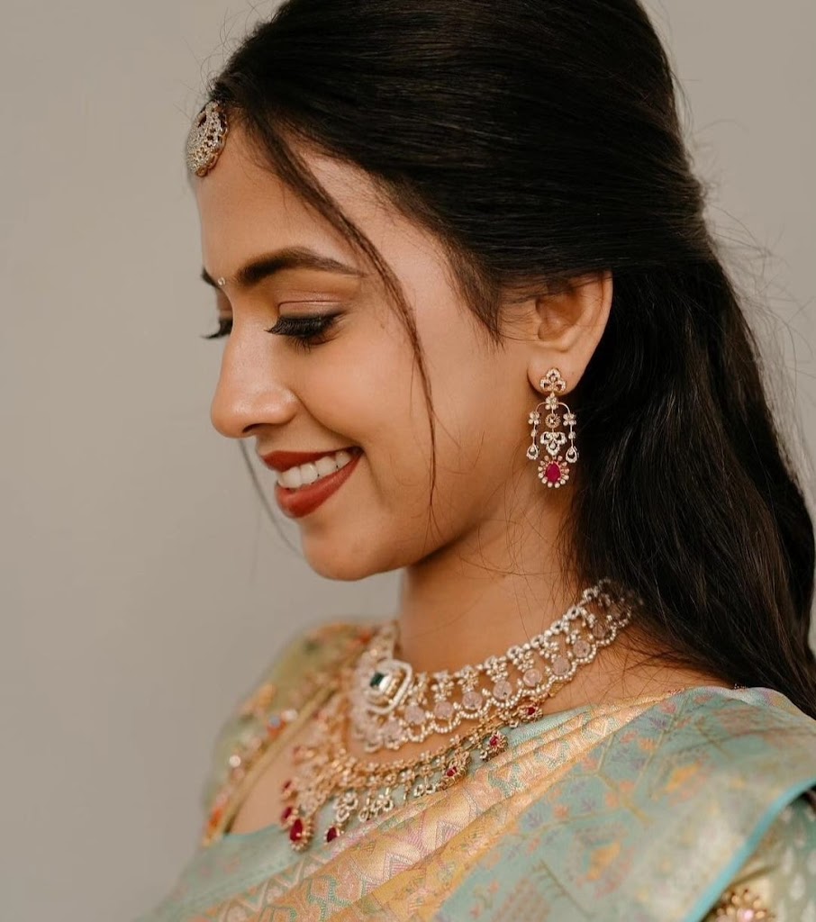 Be Beautiful Women S Lounge Hair And Skin Parlour