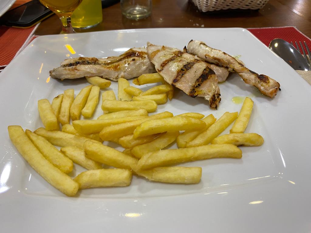 Son Bou Cafeteria/ Restaurante — Del propietario
