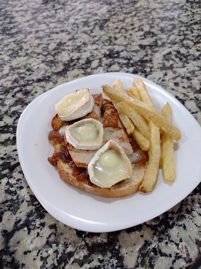 Asociacion De Vecinos " El Caiman "