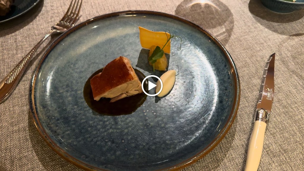 Restaurante Los Guayres — Videos