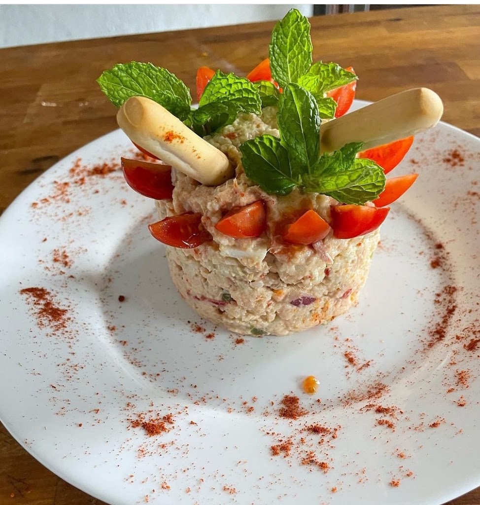 Guachinche el Anzuelo — Comida y bebida