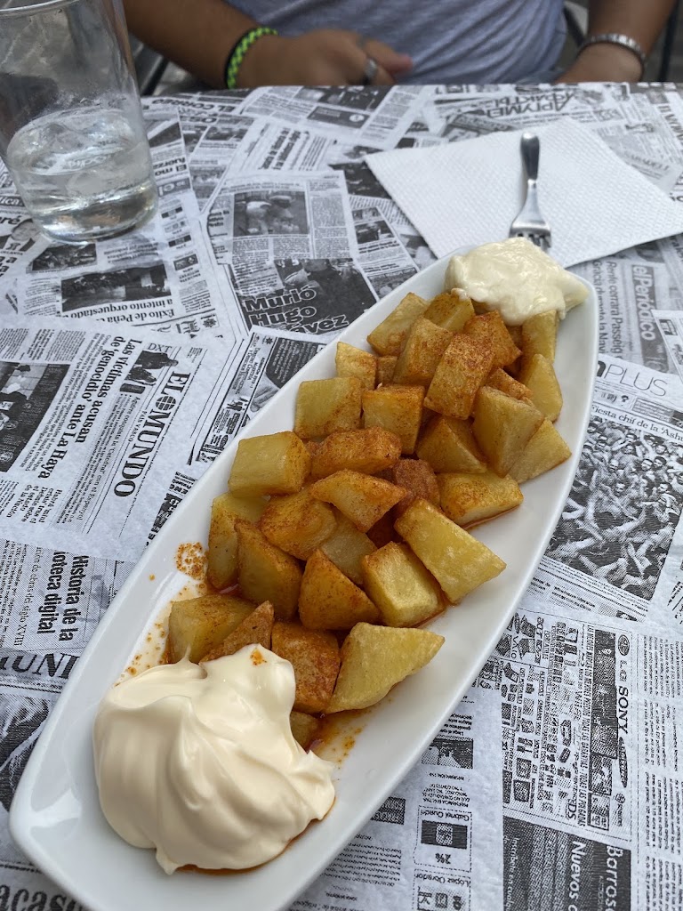 Bar Els Furs — Comida y bebida