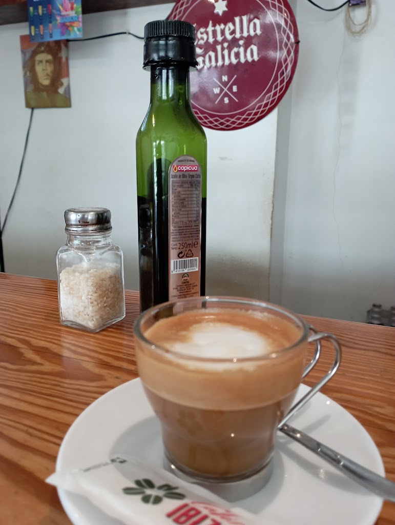 Guevara Cafe — Cafe