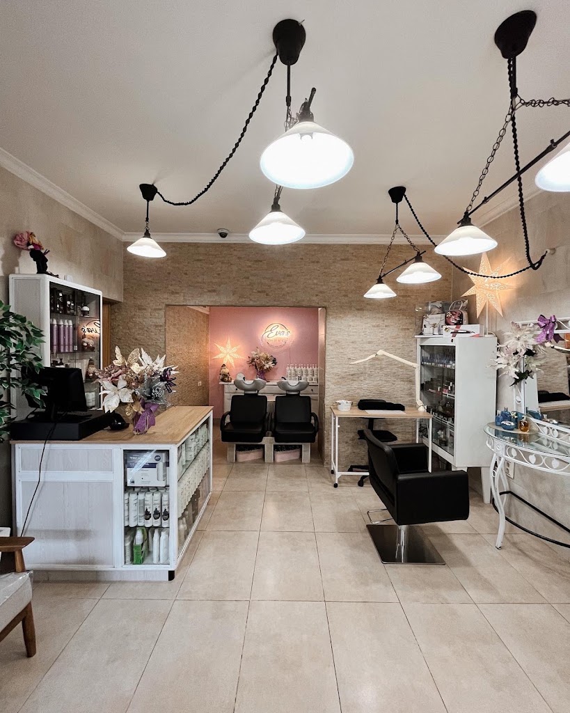 Eva's Salon de Belleza — Del propietario