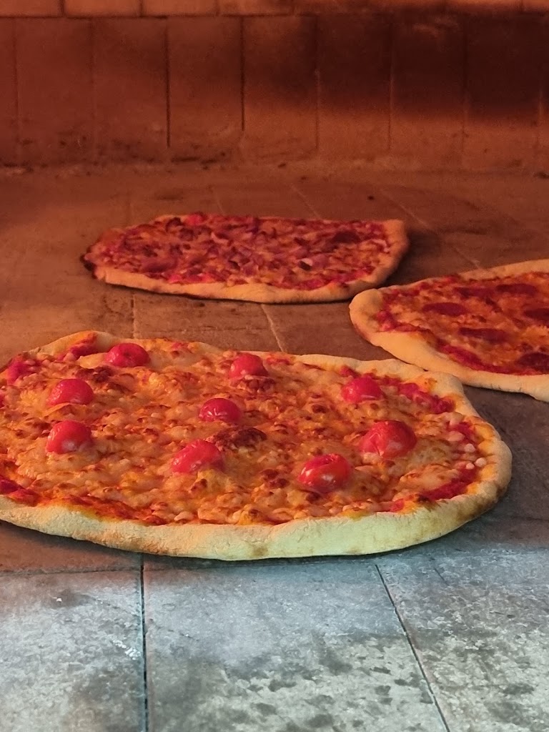 Pizzadela — Comida y bebida