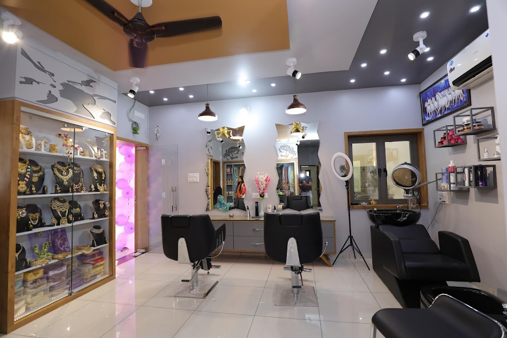 Vraj Beauty Parlour
