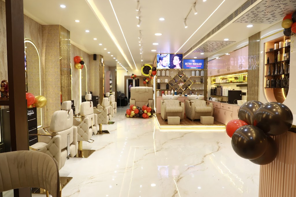 Retro Meraaki Unisex Salon