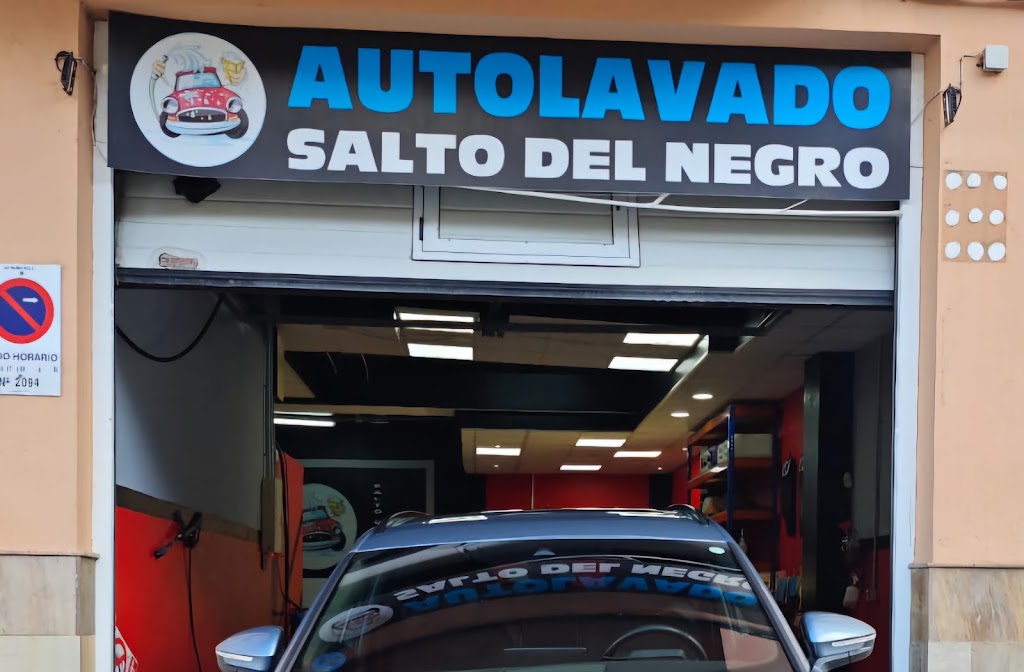 Autolavado Salto del Negro — Exterior