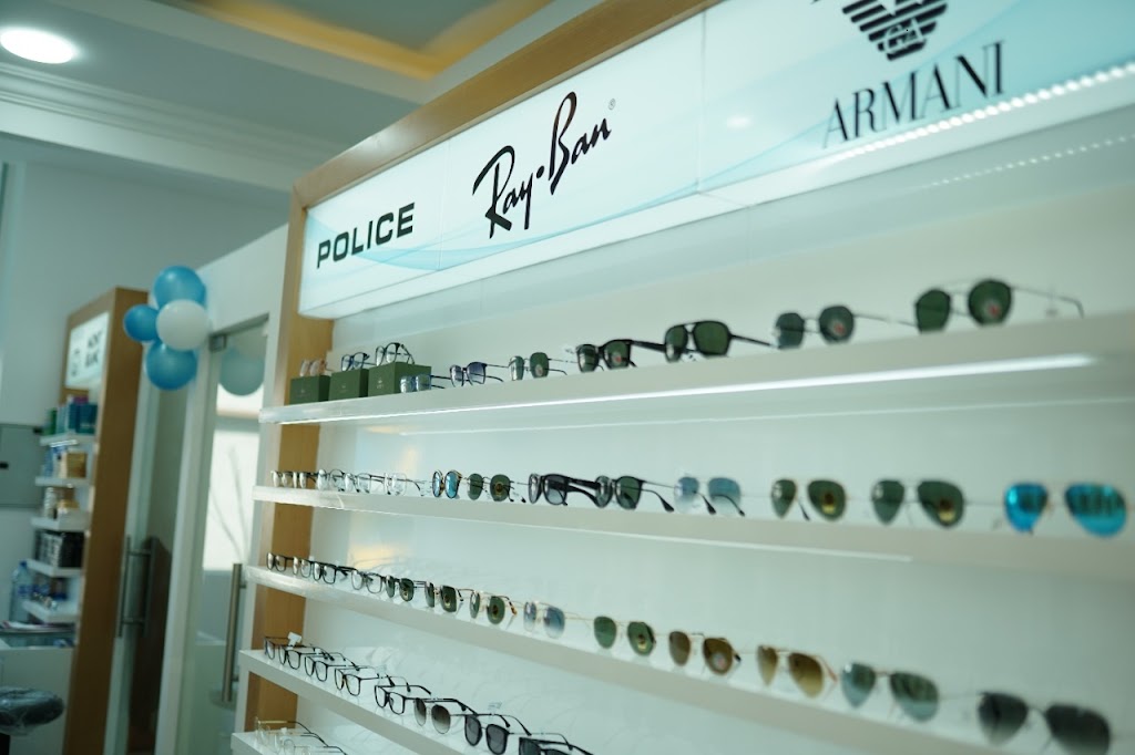 Naas Optical Q1Mall Al Warqa 1 Dubai Llnzrt Bsryt