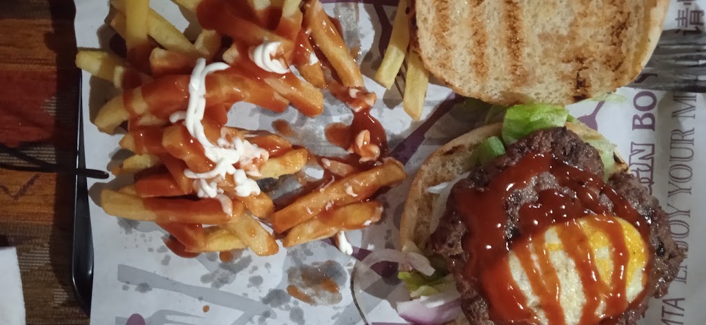Curry & Kebab Palace — Papas fritas