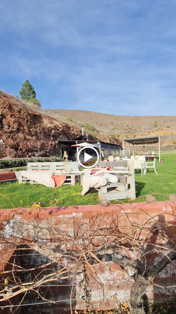 Restaurante Finca Tres Roques — Videos