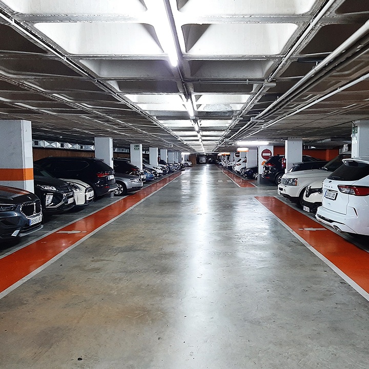 Parking Placa de l'Ajuntament telpark by Empark — Del propietario