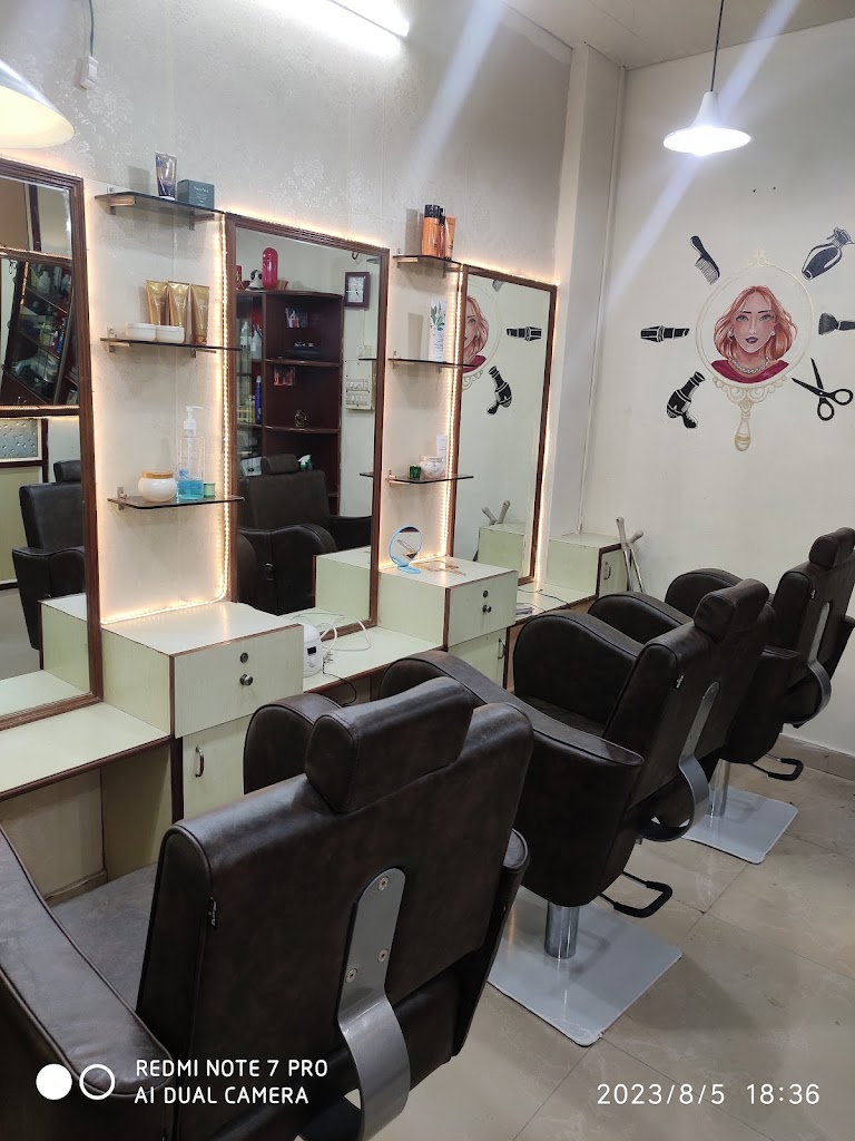 Ushas Beauty Parlour