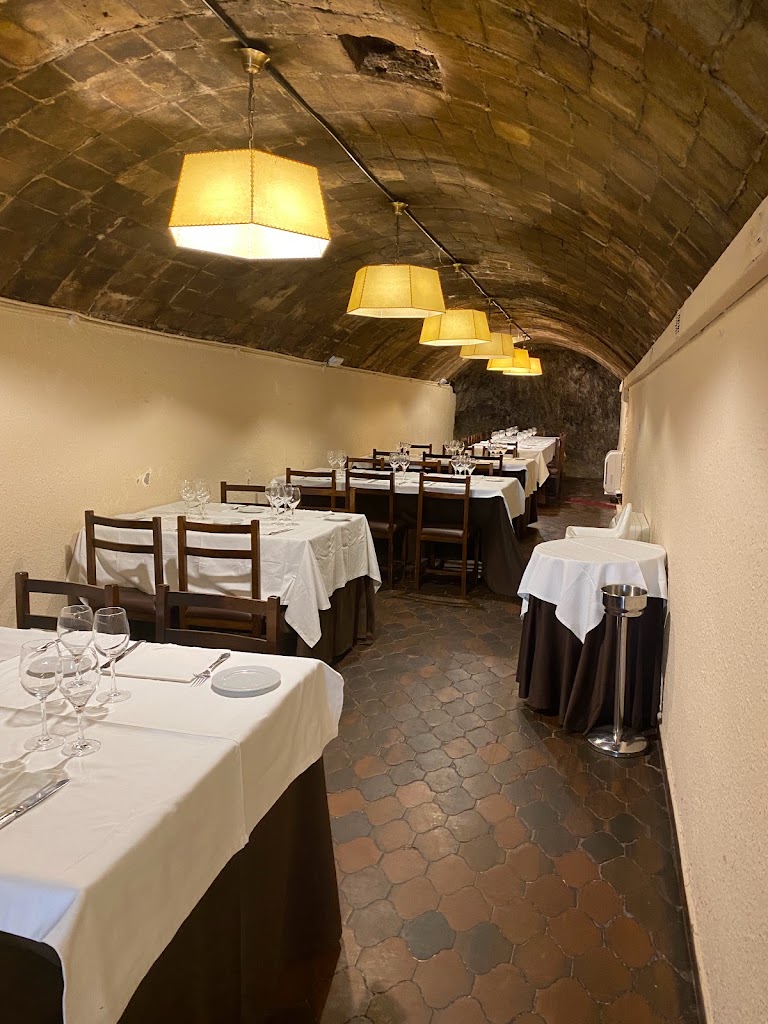 Les Caves Rekondo " MASNOU" — Ambiente