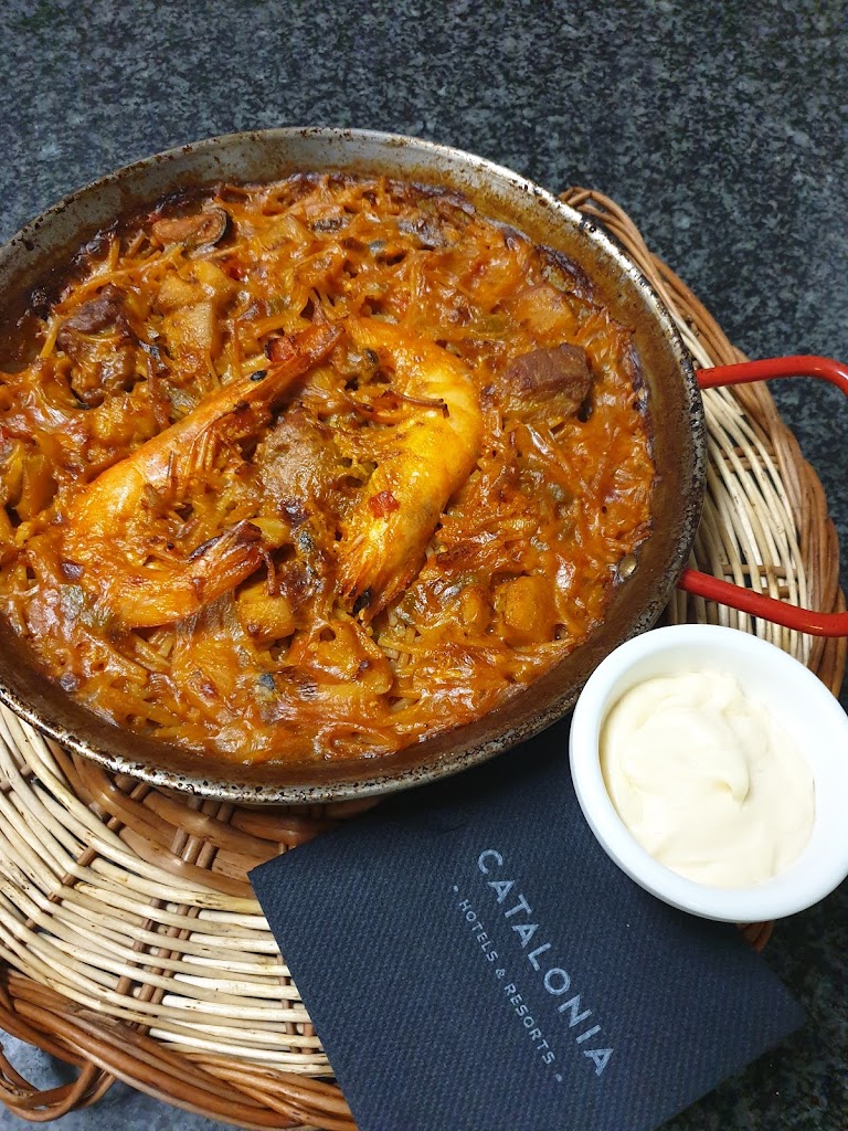 23 FOCS — Comida y bebida