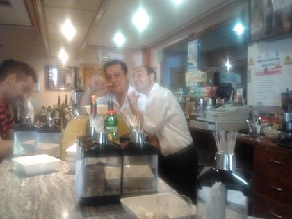 Cafe-Bar "Gwendoline" — Ambiente