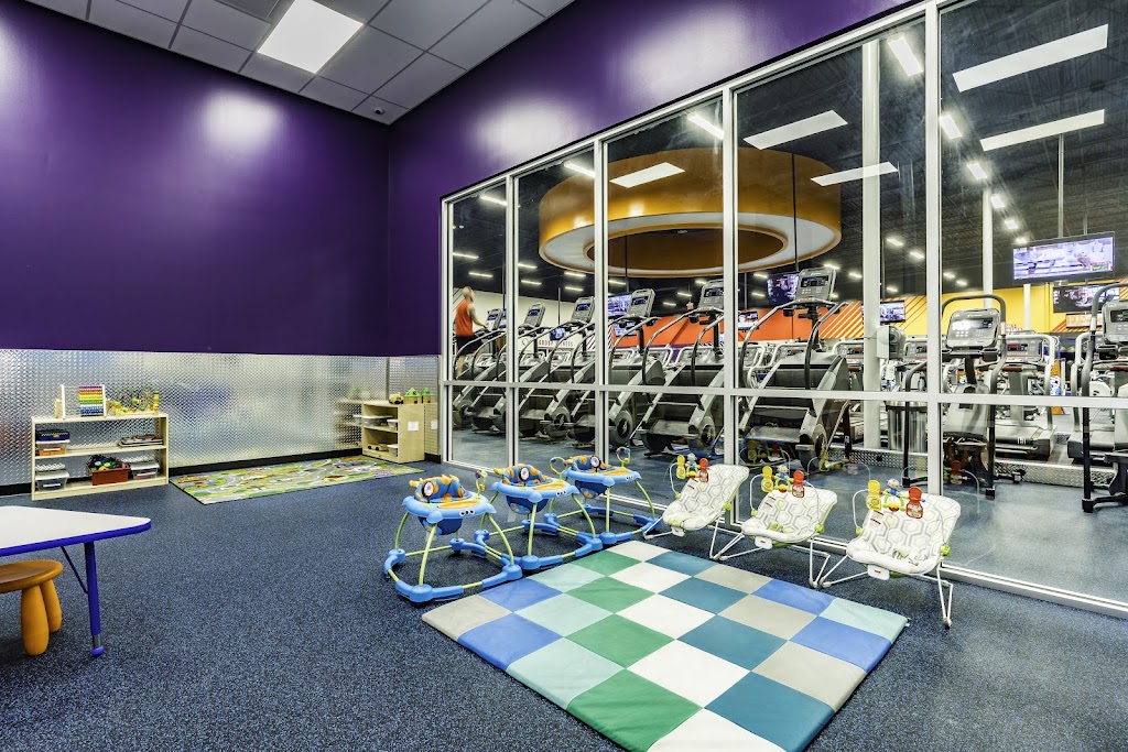  Crunch Fitness - Round Rock