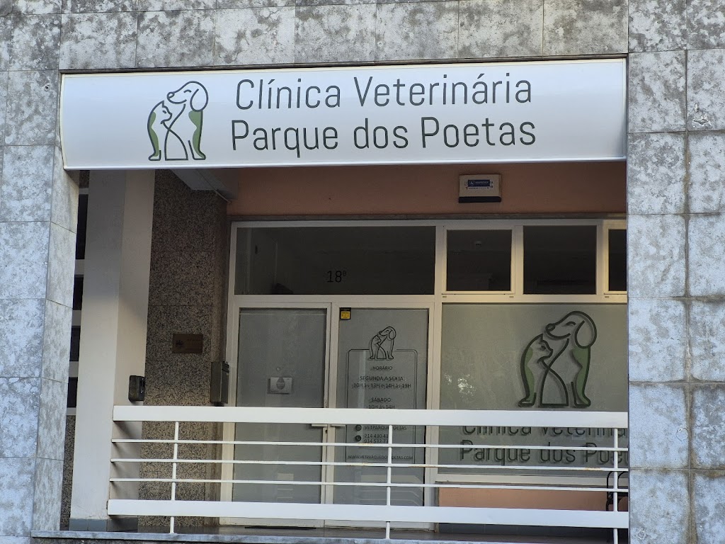 Clínica Veterinária Parque dos Poetas em Oeiras