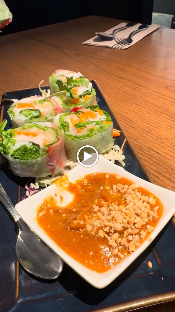 Bai Tong Thai Street Cafe