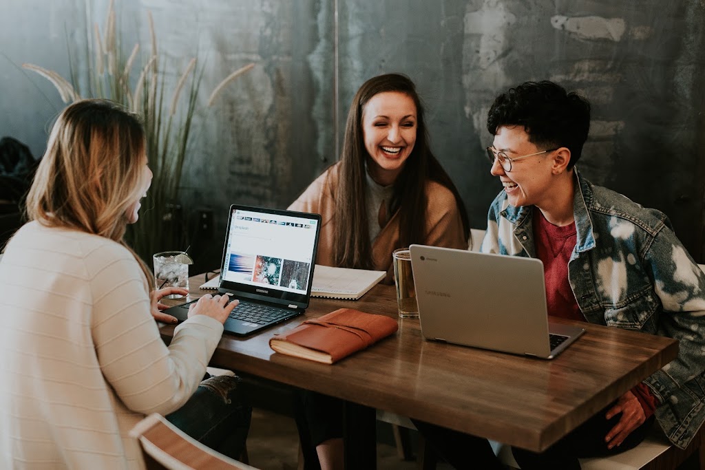 Instituto Emprende — Del propietario