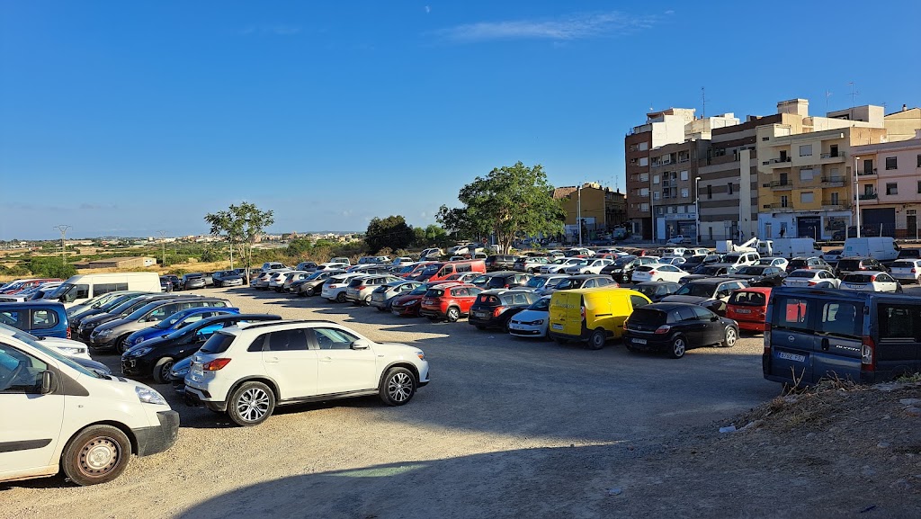 Aparcamiento Descampado 2 — Estacionamiento