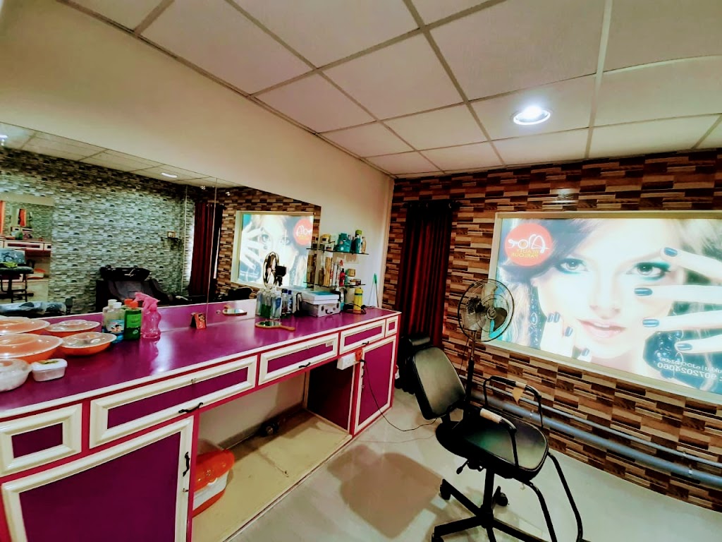 Aloe Beauty Parlour