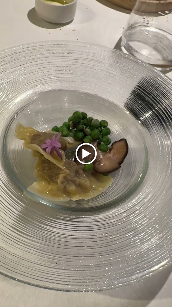 144. Restaurante — Videos