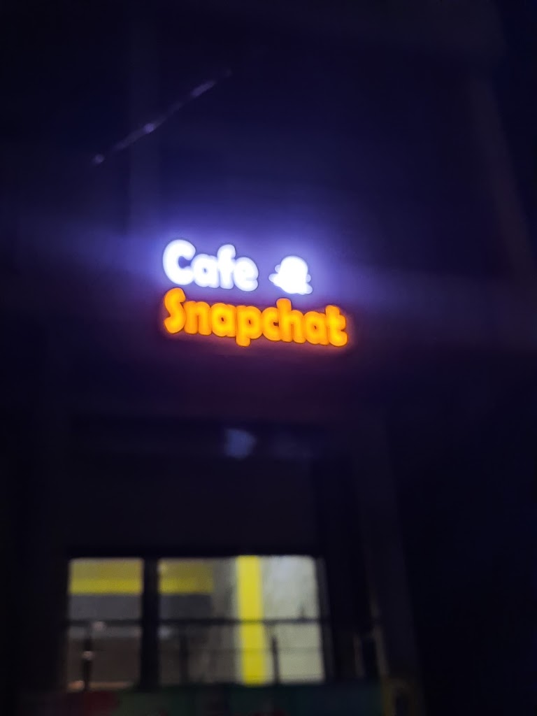 Cafe Snapchat