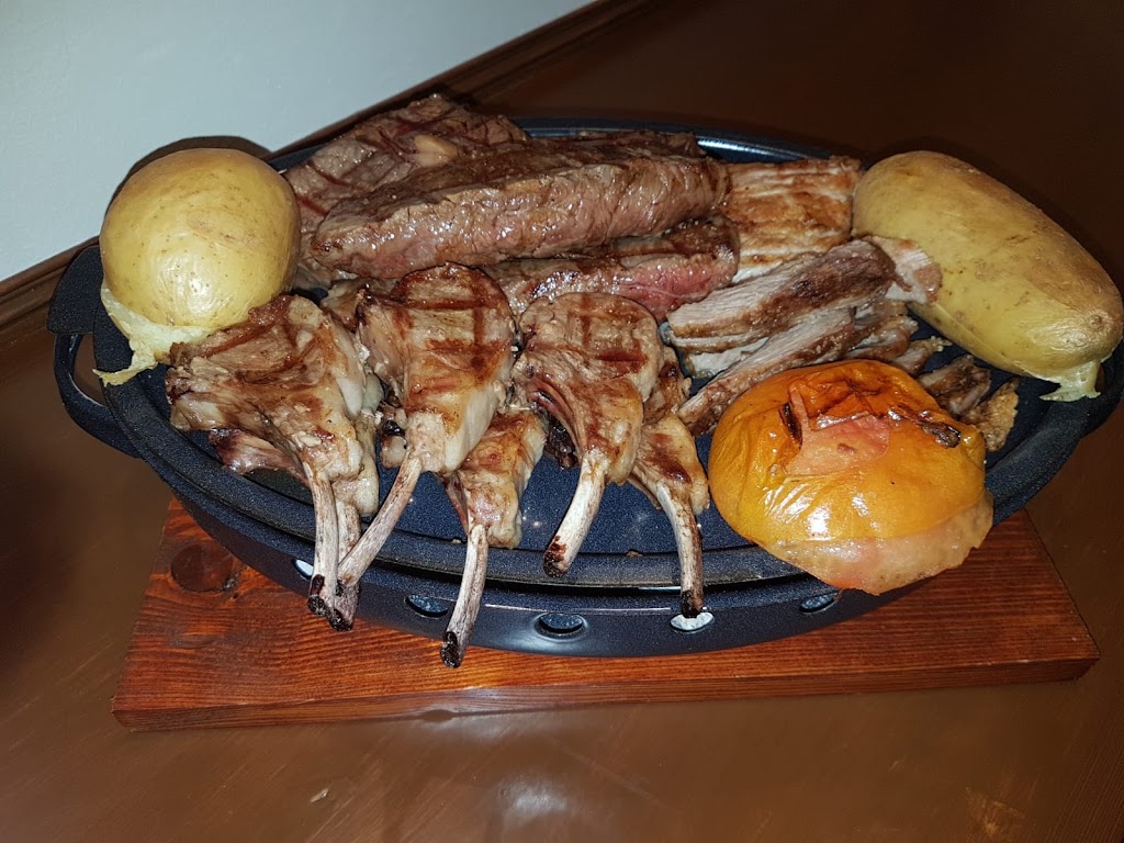 Restaurante El Uruguayo,grill,asador — Churrasco