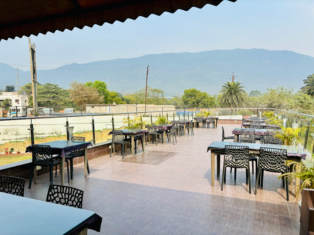 Golden Leaf Resort