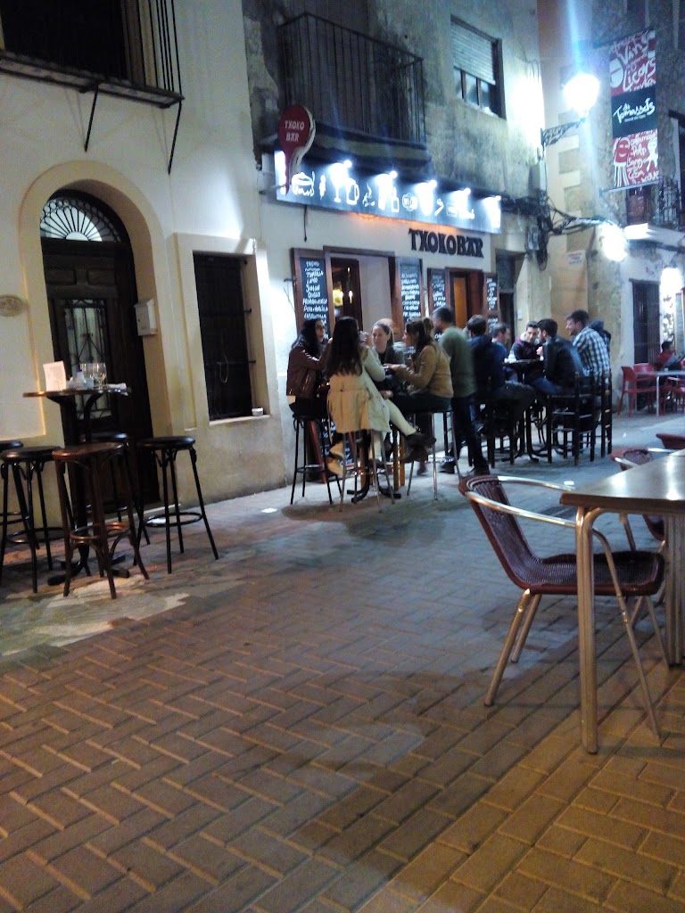 Tasca Les Monges — Ambiente