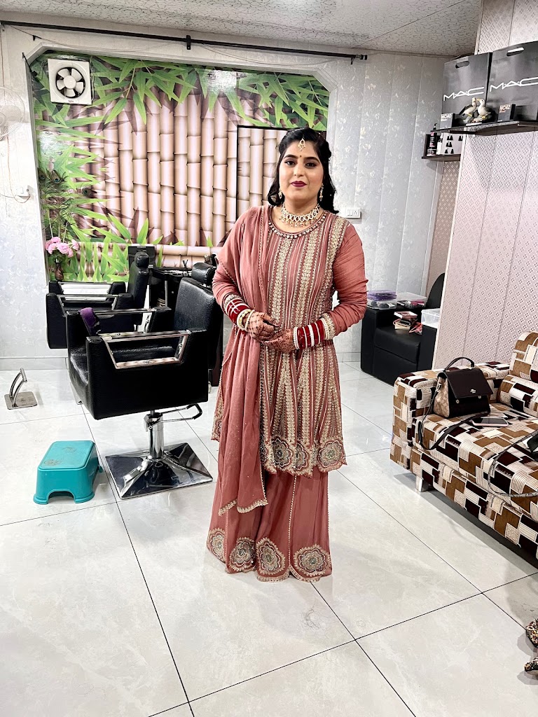 Mac Beauty Saloon And Bridal Studio