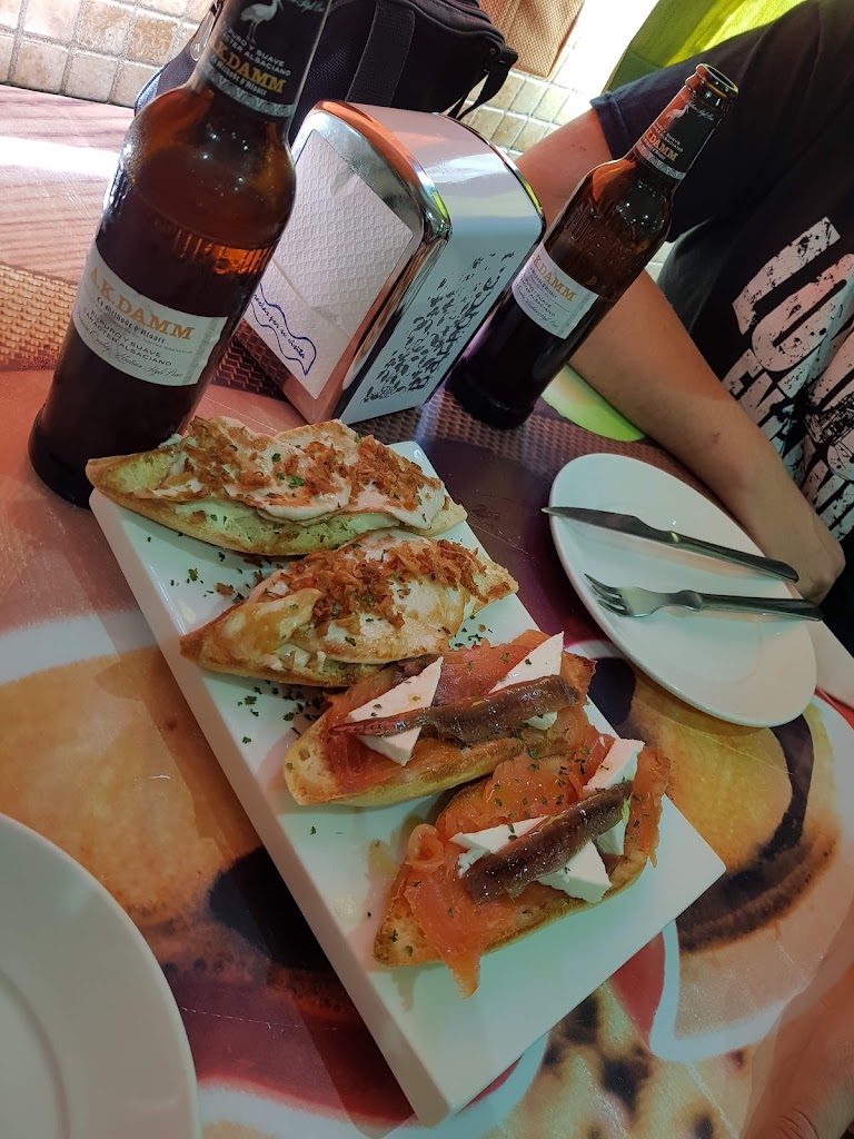 Ann & Moo — Comida y bebida