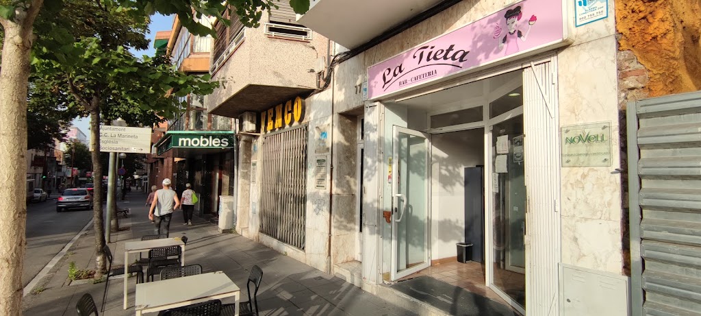 La Tieta Bar-Cafeteria