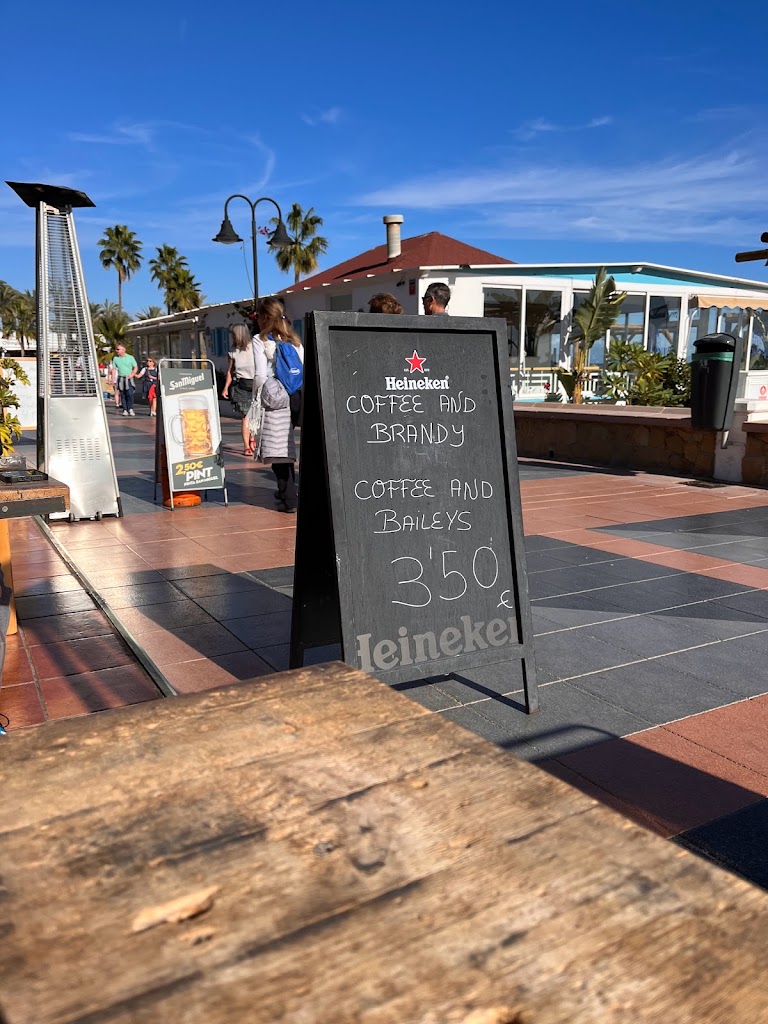 La Tombola — Carta