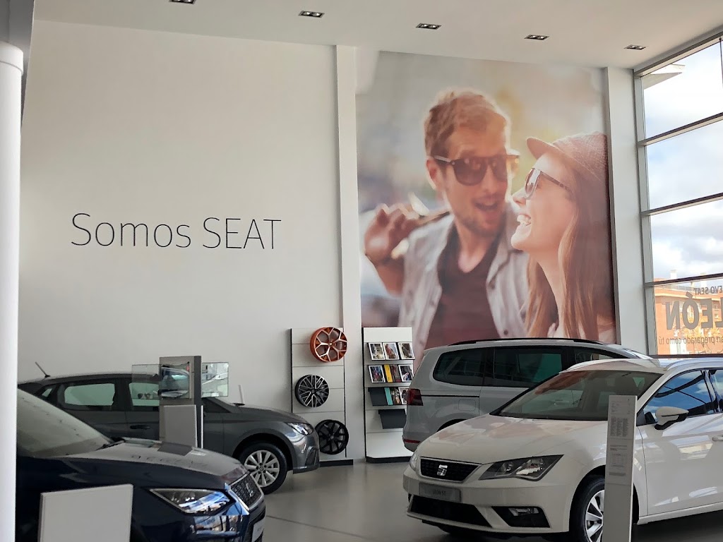 Talleres Bonachera Concesionario Oficial SEAT en Guadix — Interior