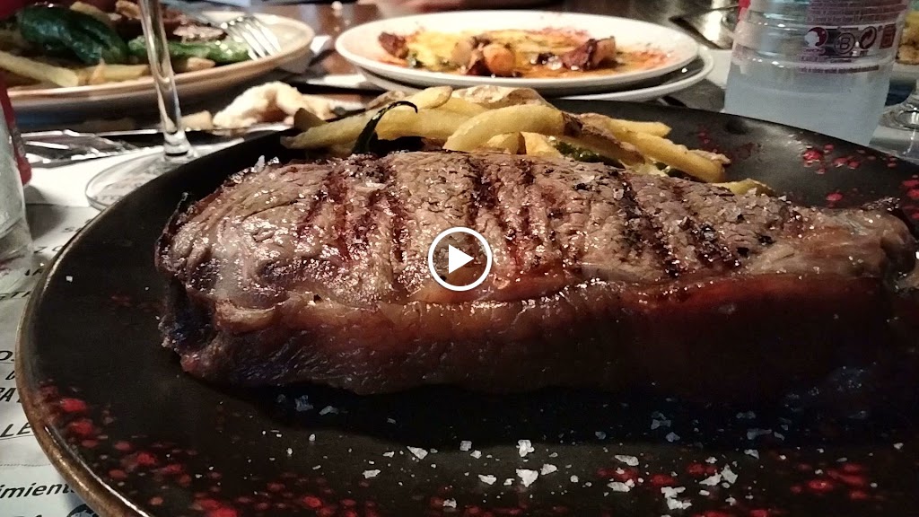 Restaurante Kalifa Colonial — Videos