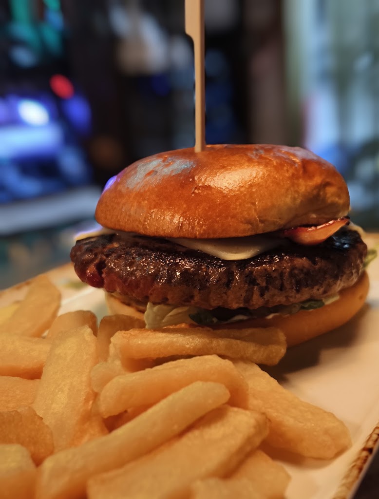 Gastrobar RRR — Comida y bebida