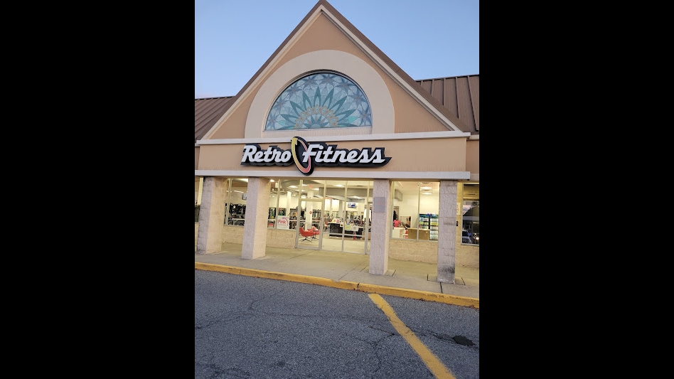  Retro Fitness