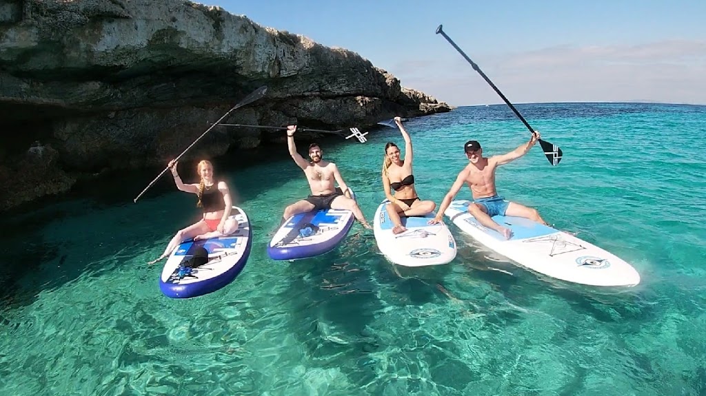 Es Calo Surf School & Drinks