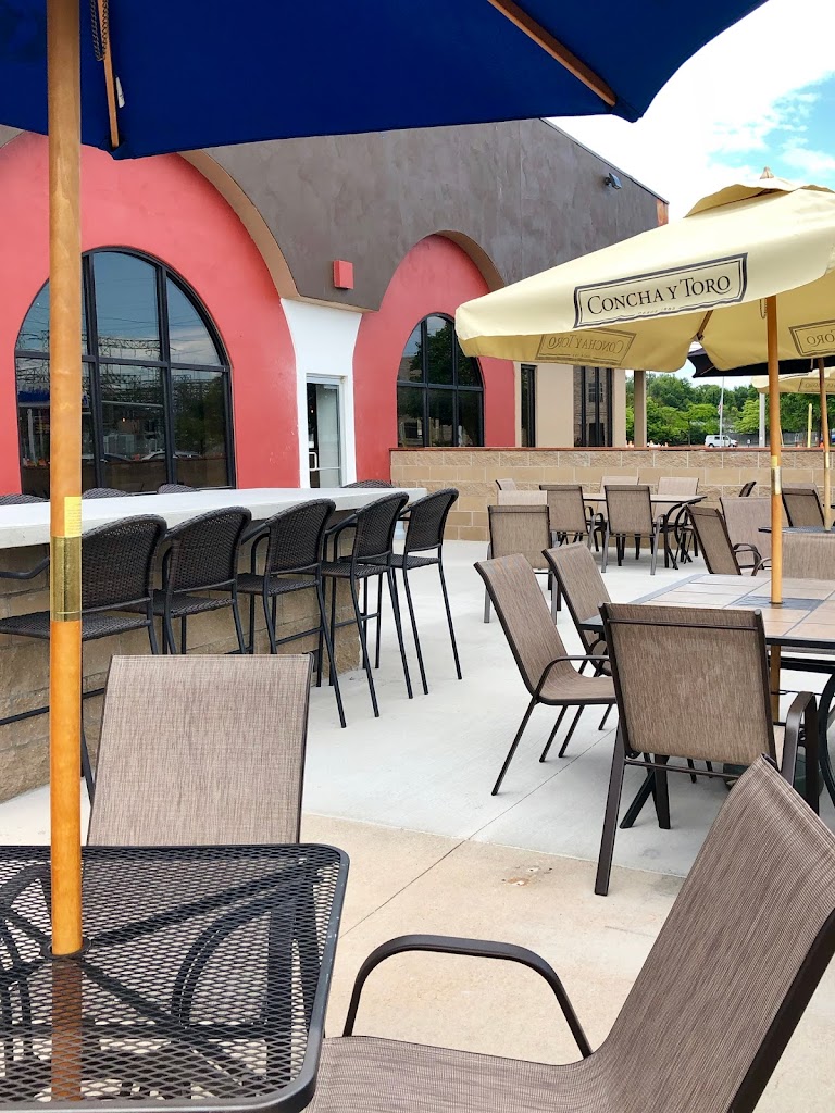  Wilder's Cutting Edge Bistro