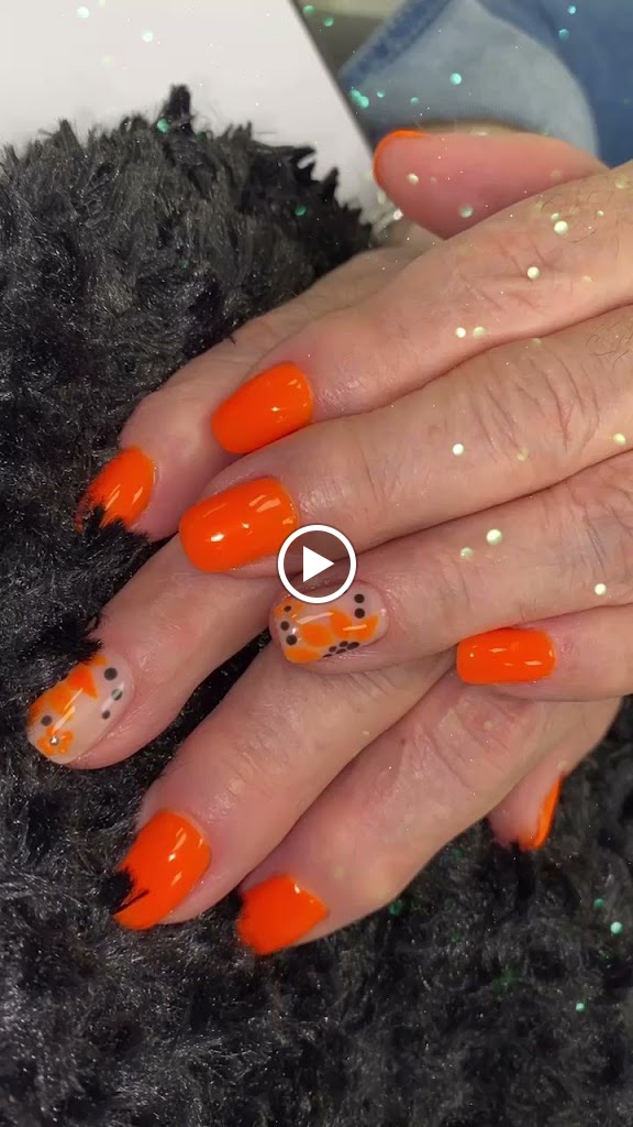 Peluqueria Lenny — Videos
