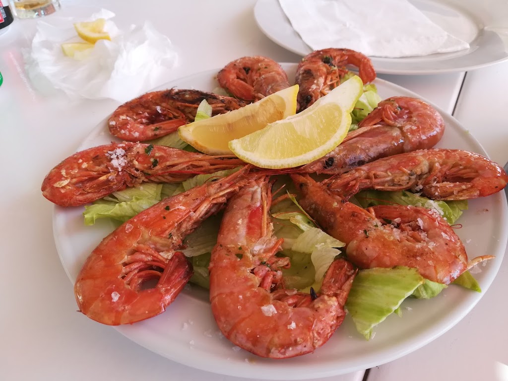 777 Club de Mar — Comida y bebida