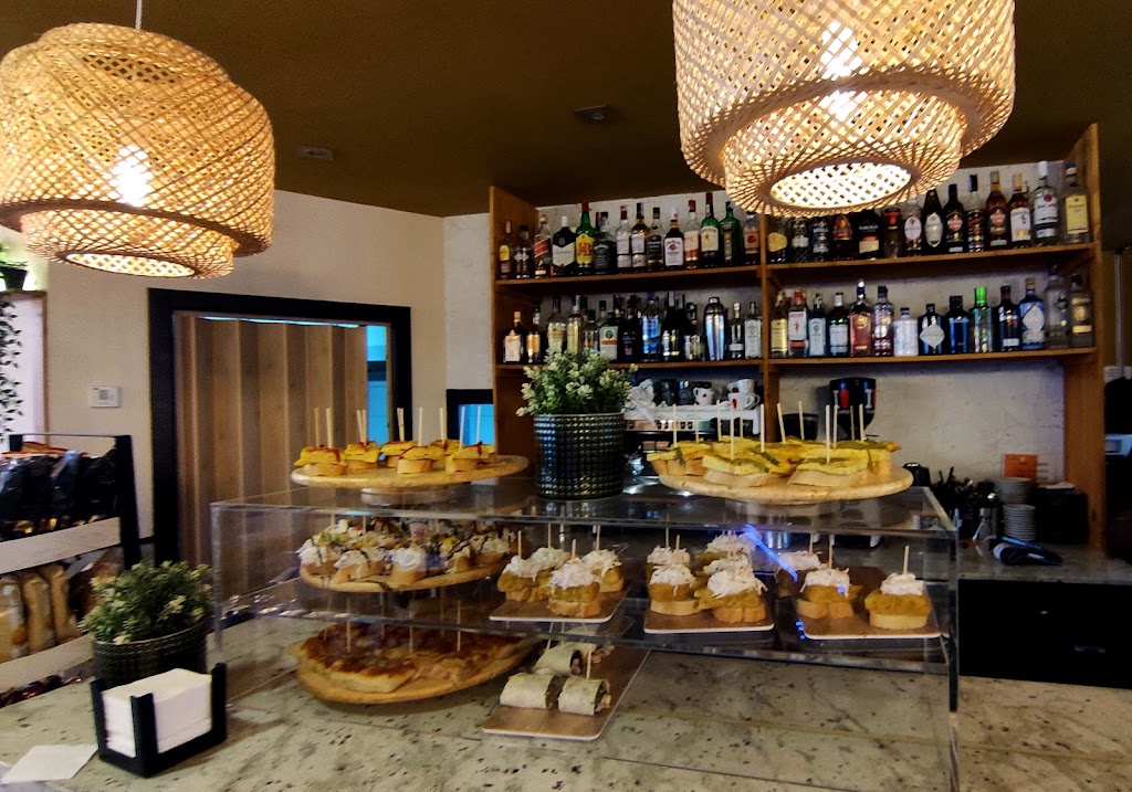 Bar Maluku — Ambiente