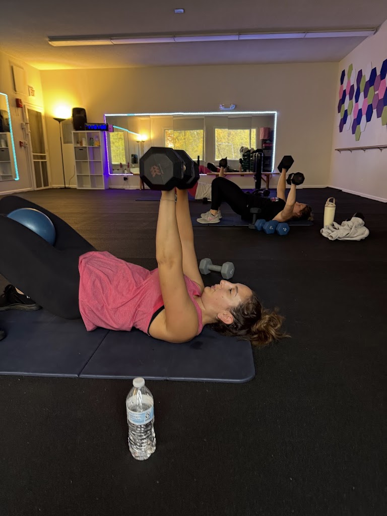  Momentum Fit Studio + Community