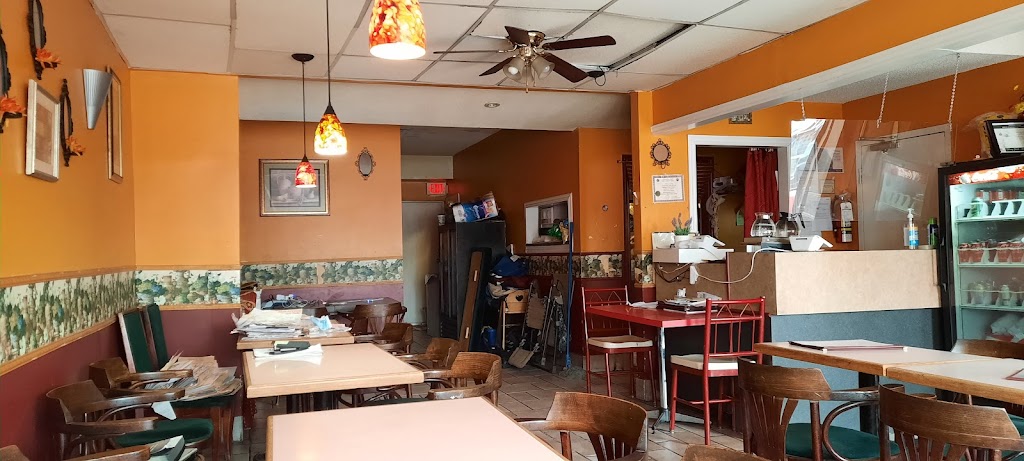 Curry Club Restaurant in Oshawa