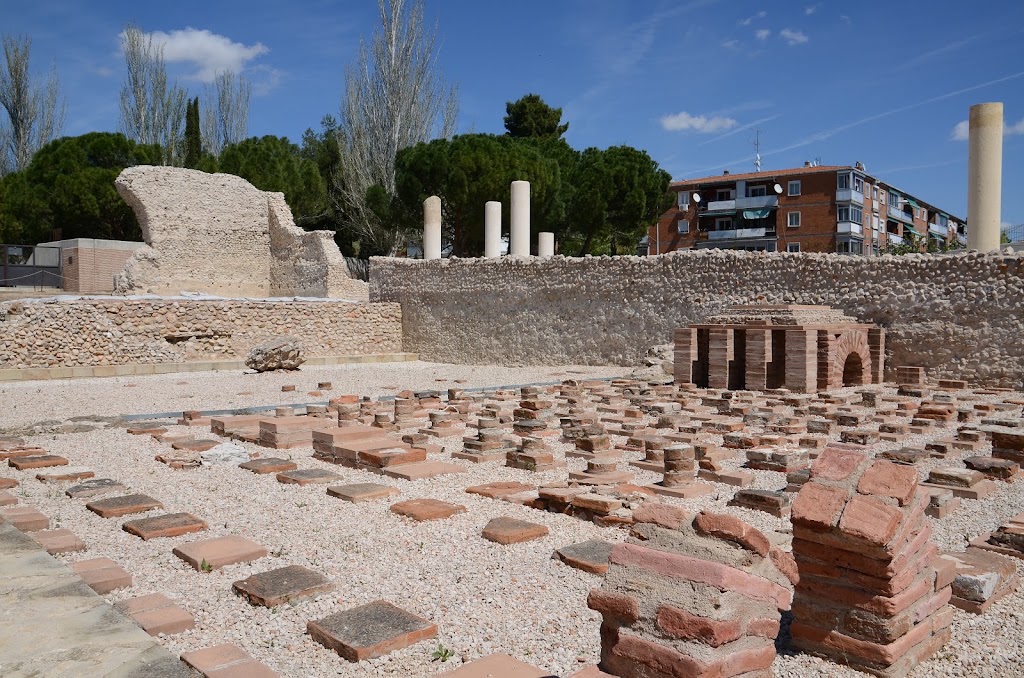 Ciudad Romana de Complutum — Del propietario