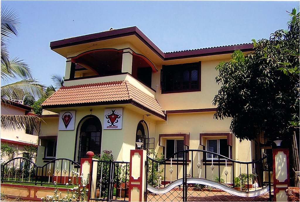 Dr. Dr Vallabh B Dhaimodker