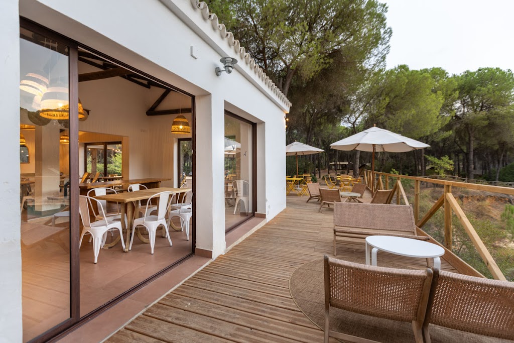 HUTTOPIA PARQUE DE DONANA